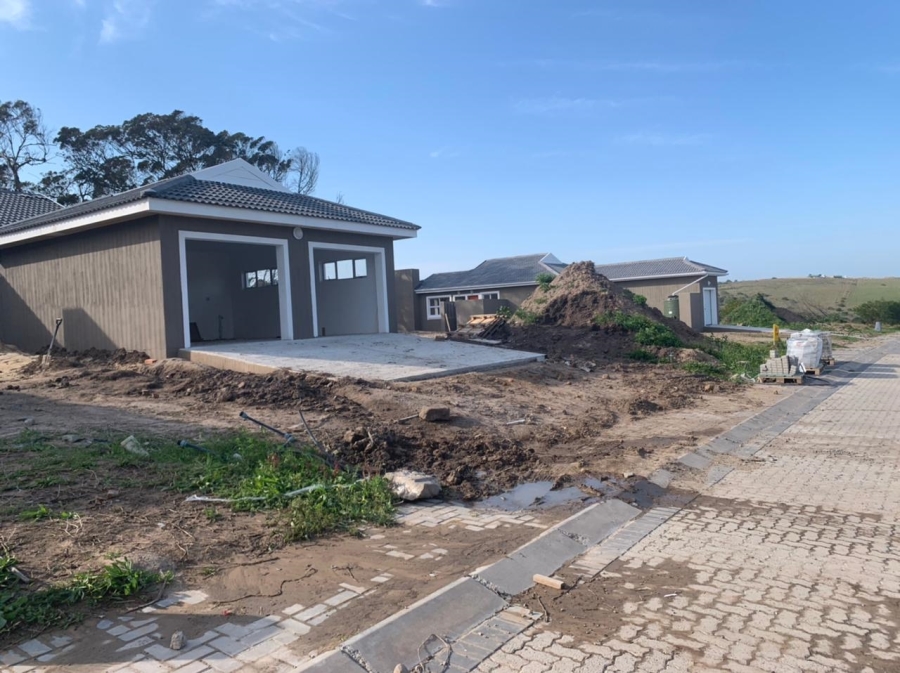 3 Bedroom Property for Sale in Kidds Beach Eastern Cape